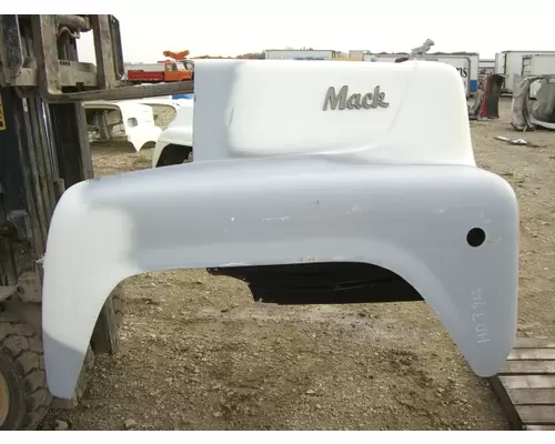 MACK DM685 HOOD