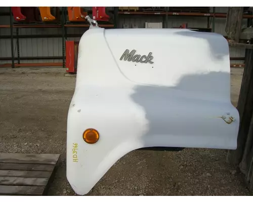 MACK DM685 HOOD