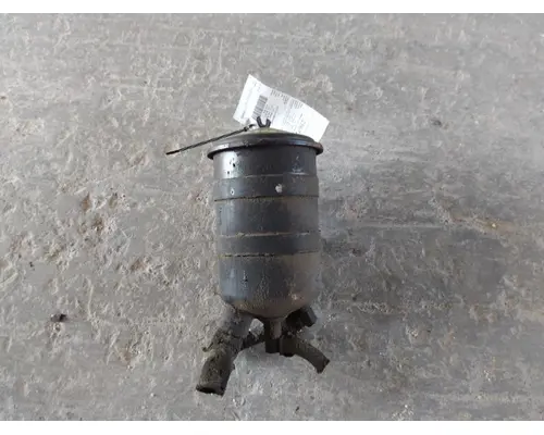 MACK DM685 POWER STEERING RESERVOIR