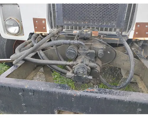 MACK DM686X Complete Vehicle