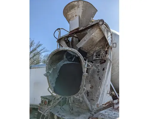 MACK DM686X Complete Vehicle
