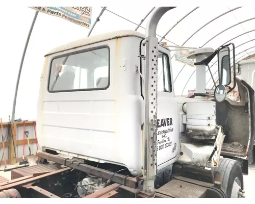 MACK DM688S Cab Assembly