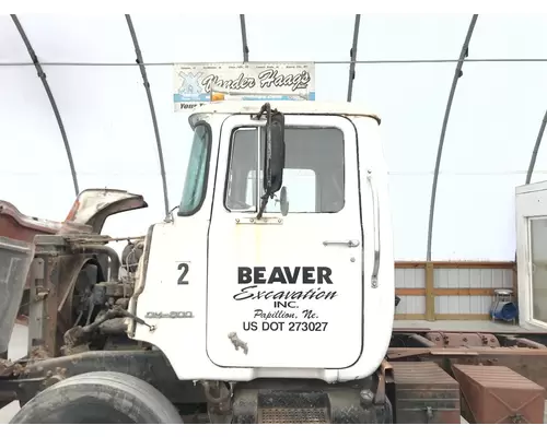 MACK DM688S Cab Assembly