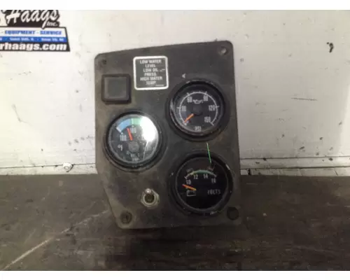 MACK DM688S Dash Assembly