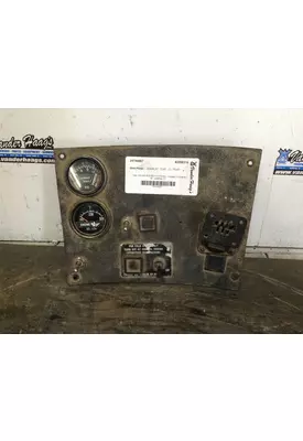 MACK DM688S Dash Assembly