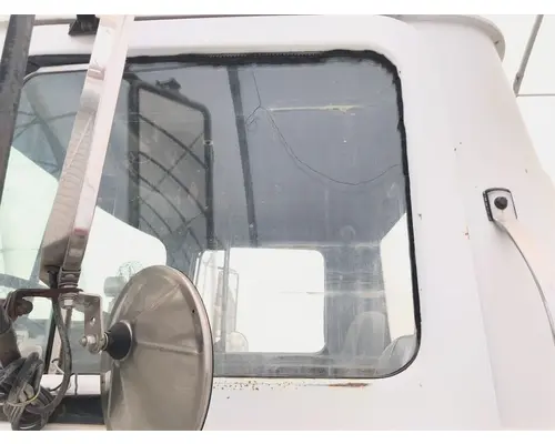 MACK DM688S Door Glass, Front