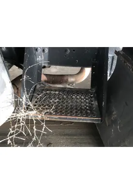 MACK DM688S Engine Brackets, Misc.