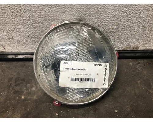 MACK DM688S Headlamp Assembly