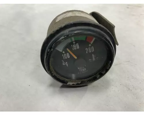 MACK DM688S Instrument Cluster