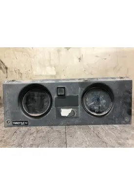 MACK DM688S Instrument Cluster