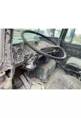 MACK DM688S Steering Column