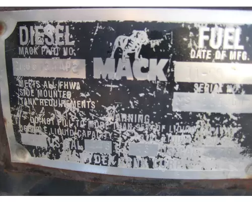 MACK DM688 FUEL TANK