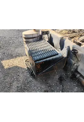 MACK DM690S Battery Box