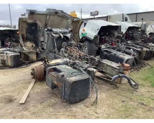 MACK DM690S Engine Assembly