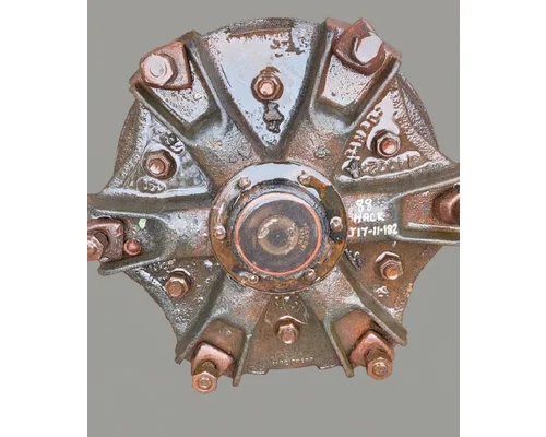 MACK DM690S Hub