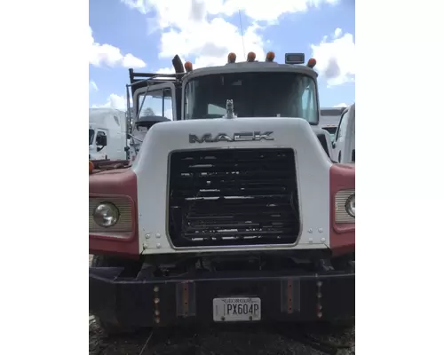 MACK DM690 HOOD