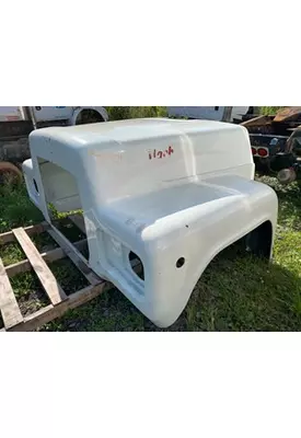 MACK DM690 Hood