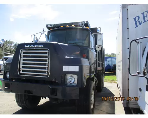 MACK DMM6906 WHOLE TRUCK FOR RESALE