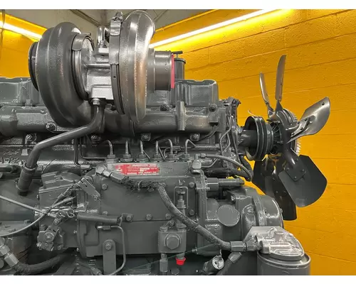 MACK E6 Engine Assembly