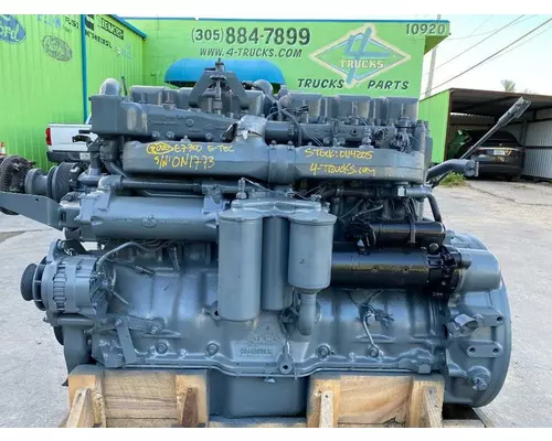 MACK E7-300 Engine Assembly