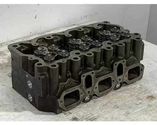 MACK E7 E-Tech Cylinder Head