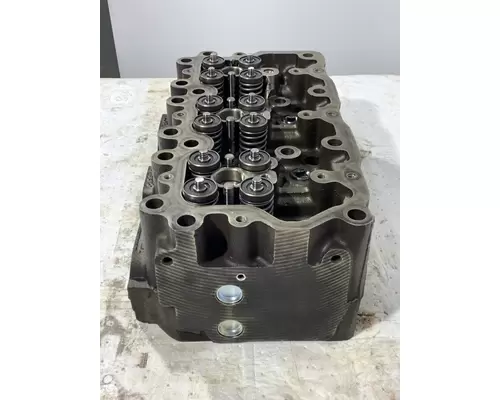 MACK E7 E-Tech Engine Cylinder Head