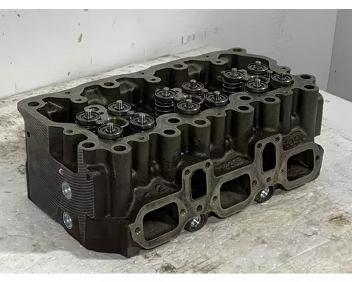 MACK E7 E-Tech Engine Cylinder Head