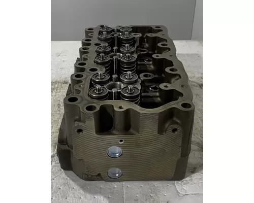 MACK E7 E-Tech Engine Cylinder Head