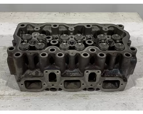 MACK E7 E-Tech Engine Cylinder Head