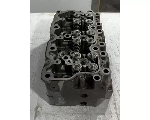 MACK E7 E-Tech Engine Cylinder Head