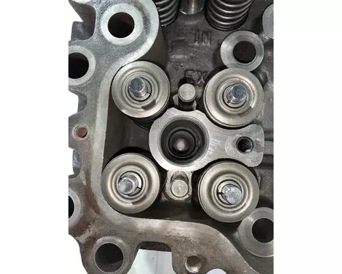 MACK E7 E-Tech Engine Cylinder Head