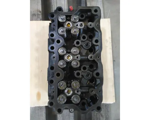 MACK E7 ETEC 300 TO 399 HP CYLINDER HEAD