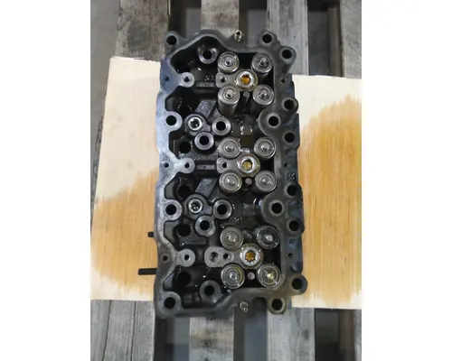 MACK E7 ETEC 300 TO 399 HP CYLINDER HEAD