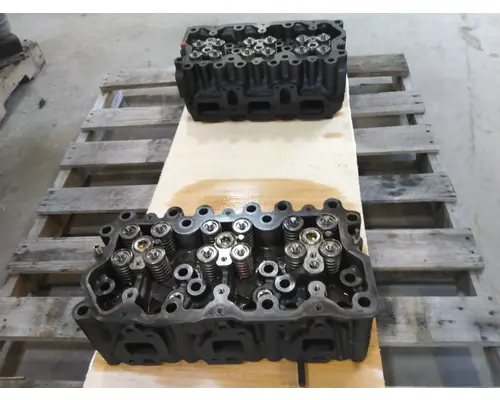 MACK E7 ETEC 300 TO 399 HP CYLINDER HEAD