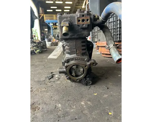 MACK E7 Air Compressor