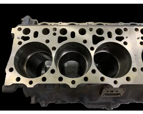 MACK E7 Cylinder Block
