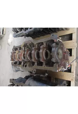 MACK E7 Cylinder Block