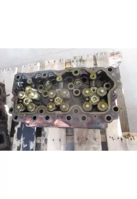 MACK E7 Cylinder Head