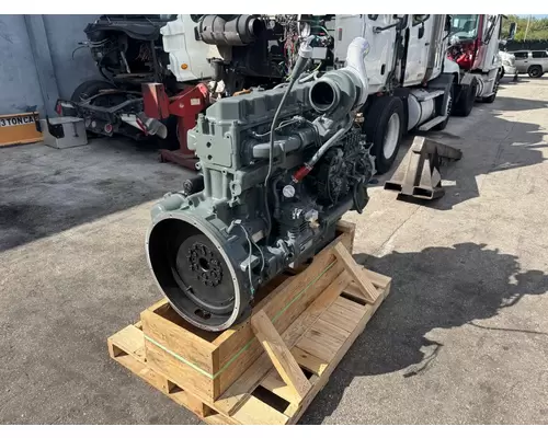 MACK E7 Engine Assembly