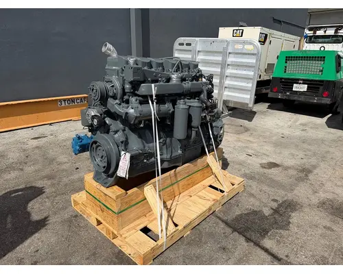 MACK E7 Engine Assembly
