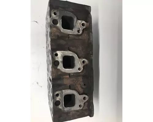 MACK E7 Engine Cylinder Head