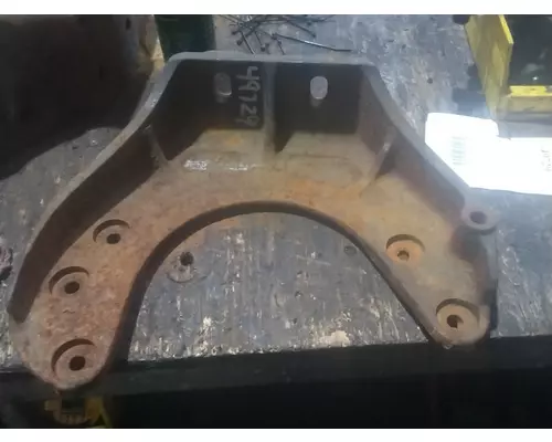 MACK E7 Engine Mounts