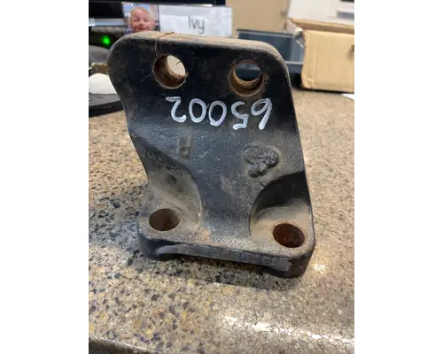 MACK E7 Engine Mounts