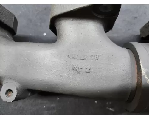 MACK E7 Exhaust Manifold