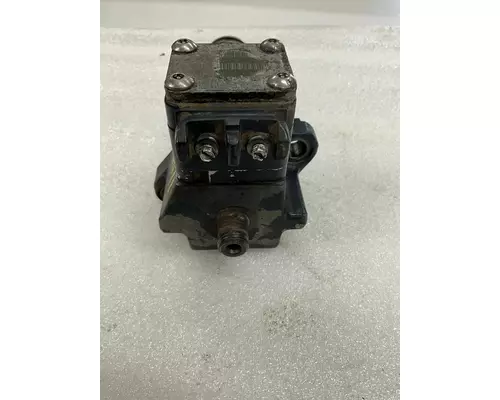 MACK E7 Fuel Injector