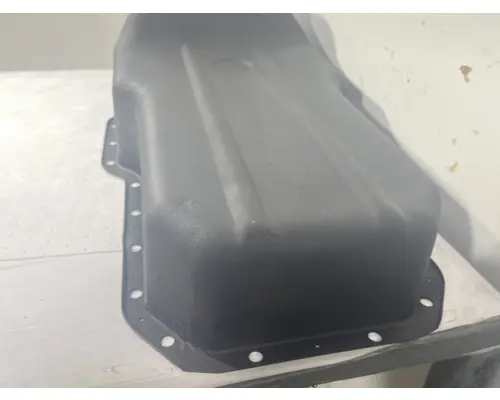 MACK E7 Oil Pan