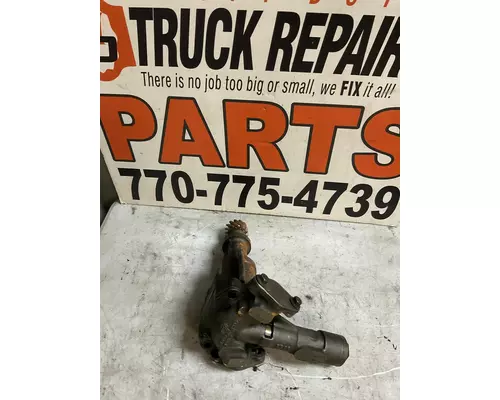 MACK E7 Oil Pump