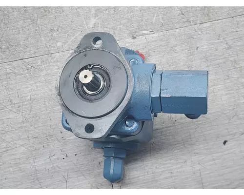 MACK E7 Power Steering Pump