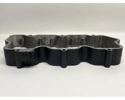 MACK E7 Valve Cover