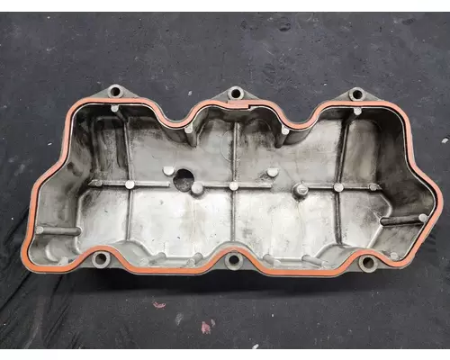 MACK E7 Valve Cover